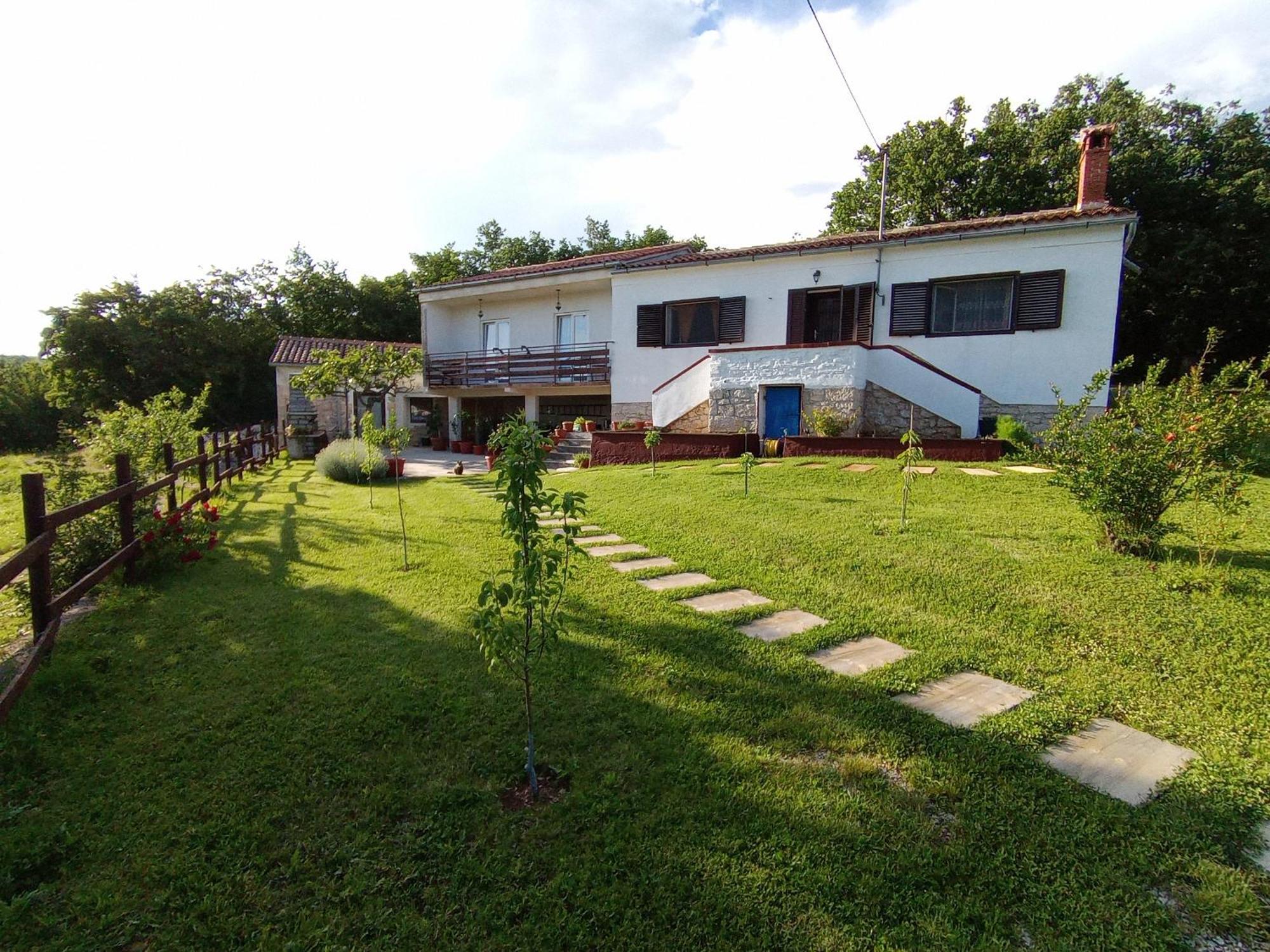 B&B "Retro Gusto " Pićan Exterior foto